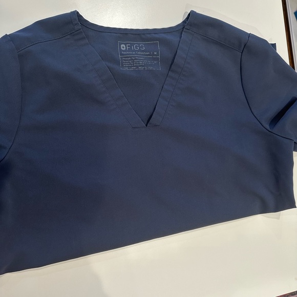 Women’s Figs Casma 3 Pocket Scrubs, Night Sky - Sz. Medium - Picture 3 of 4